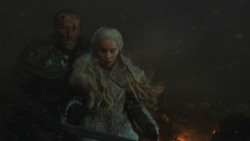 extant_GameOfThrones_8x03-TheLongNight_6876