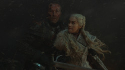 extant_GameOfThrones_8x03-TheLongNight_6877
