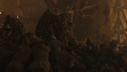 extant_GameOfThrones_8x03-TheLongNight_6898