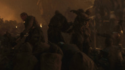 extant_GameOfThrones_8x03-TheLongNight_6900