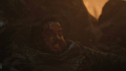 extant_GameOfThrones_8x03-TheLongNight_6918