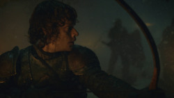 extant_GameOfThrones_8x03-TheLongNight_7005