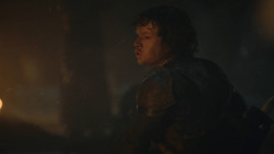 extant_GameOfThrones_8x03-TheLongNight_7030