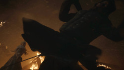 extant_GameOfThrones_8x03-TheLongNight_7066