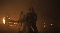 extant_GameOfThrones_8x03-TheLongNight_7082