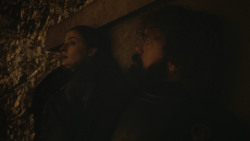 extant_GameOfThrones_8x03-TheLongNight_7153