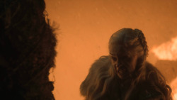 extant_GameOfThrones_8x03-TheLongNight_7283
