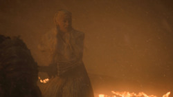 extant_GameOfThrones_8x03-TheLongNight_7287