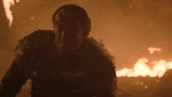 extant_GameOfThrones_8x03-TheLongNight_7301