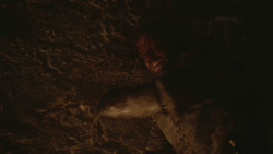 extant_GameOfThrones_8x03-TheLongNight_7347