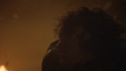 extant_GameOfThrones_8x03-TheLongNight_7388