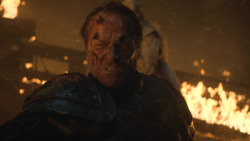 extant_GameOfThrones_8x03-TheLongNight_7430