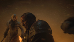 extant_GameOfThrones_8x03-TheLongNight_7437