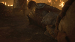 extant_GameOfThrones_8x03-TheLongNight_7444