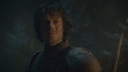 extant_GameOfThrones_8x03-TheLongNight_7663