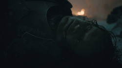 extant_GameOfThrones_8x03-TheLongNight_7848