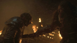 extant_GameOfThrones_8x03-TheLongNight_7891