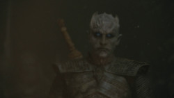 extant_GameOfThrones_8x03-TheLongNight_7951