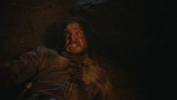 extant_GameOfThrones_8x03-TheLongNight_7965