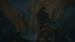 extant_GameOfThrones_8x03-TheLongNight_8011