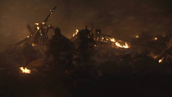 extant_GameOfThrones_8x03-TheLongNight_8229