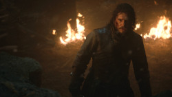 extant_GameOfThrones_8x03-TheLongNight_8252
