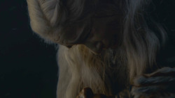 extant_GameOfThrones_8x03-TheLongNight_8372