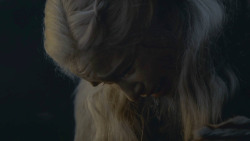 extant_GameOfThrones_8x03-TheLongNight_8374