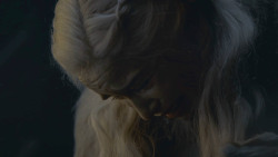 extant_GameOfThrones_8x03-TheLongNight_8375