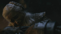 extant_GameOfThrones_8x03-TheLongNight_8388