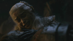 extant_GameOfThrones_8x03-TheLongNight_8393