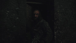 extant_GameOfThrones_8x03-TheLongNight_8430