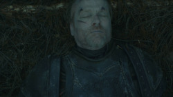 extant_GameOfThrones_8x04-TheLastOfTheStarks_0034
