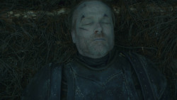 extant_GameOfThrones_8x04-TheLastOfTheStarks_0035
