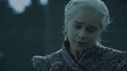 extant_GameOfThrones_8x04-TheLastOfTheStarks_0039