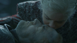 extant_GameOfThrones_8x04-TheLastOfTheStarks_0062