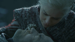extant_GameOfThrones_8x04-TheLastOfTheStarks_0078
