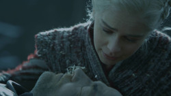 extant_GameOfThrones_8x04-TheLastOfTheStarks_0083