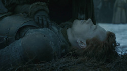 extant_GameOfThrones_8x04-TheLastOfTheStarks_0112