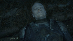 extant_GameOfThrones_8x04-TheLastOfTheStarks_0170