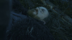 extant_GameOfThrones_8x04-TheLastOfTheStarks_0456