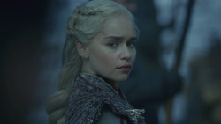 extant_GameOfThrones_8x04-TheLastOfTheStarks_0491