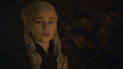 extant_GameOfThrones_8x04-TheLastOfTheStarks_0852
