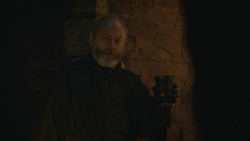 extant_GameOfThrones_8x04-TheLastOfTheStarks_0905