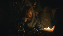 extant_GameOfThrones_8x04-TheLastOfTheStarks_0939