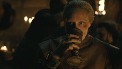 extant_GameOfThrones_8x04-TheLastOfTheStarks_1026