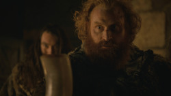extant_GameOfThrones_8x04-TheLastOfTheStarks_1288