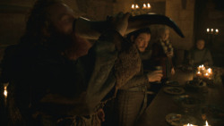 extant_GameOfThrones_8x04-TheLastOfTheStarks_1317