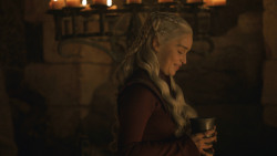 extant_GameOfThrones_8x04-TheLastOfTheStarks_1347