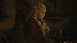 extant_GameOfThrones_8x04-TheLastOfTheStarks_1351